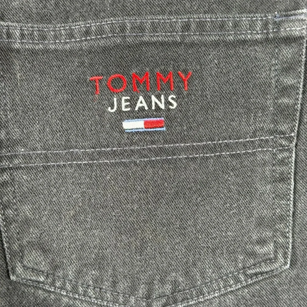 Vintage Tommy Hilfiger Jeans Mens 34x30 Black Relaxed Straight Leg Denim Y2K 90s